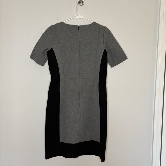 J CREW Panel Dress Sz 0 Black Gray Short Sleeve Stretch Round Neck Classic - Picture 3 of 3
